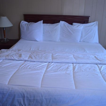 Parkview Motel Guelph Buitenkant foto